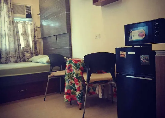 At La Guardia Cebu